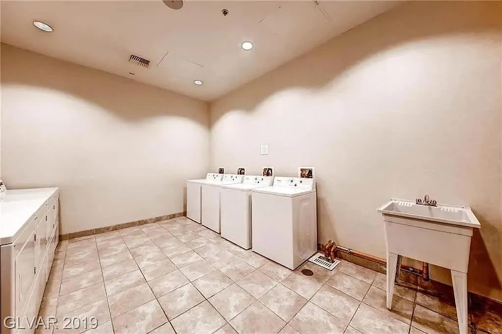Вилла Strip View Penthouse Balcony 37617 Лас-Вегас Дом отдыха